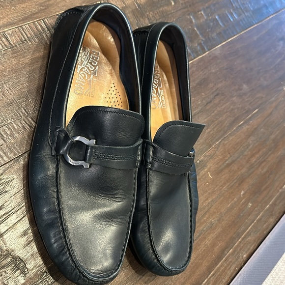 Ferragamo Men’s Loafers In Blue Size 10.5 PreLoved! - Picture 2 of 6